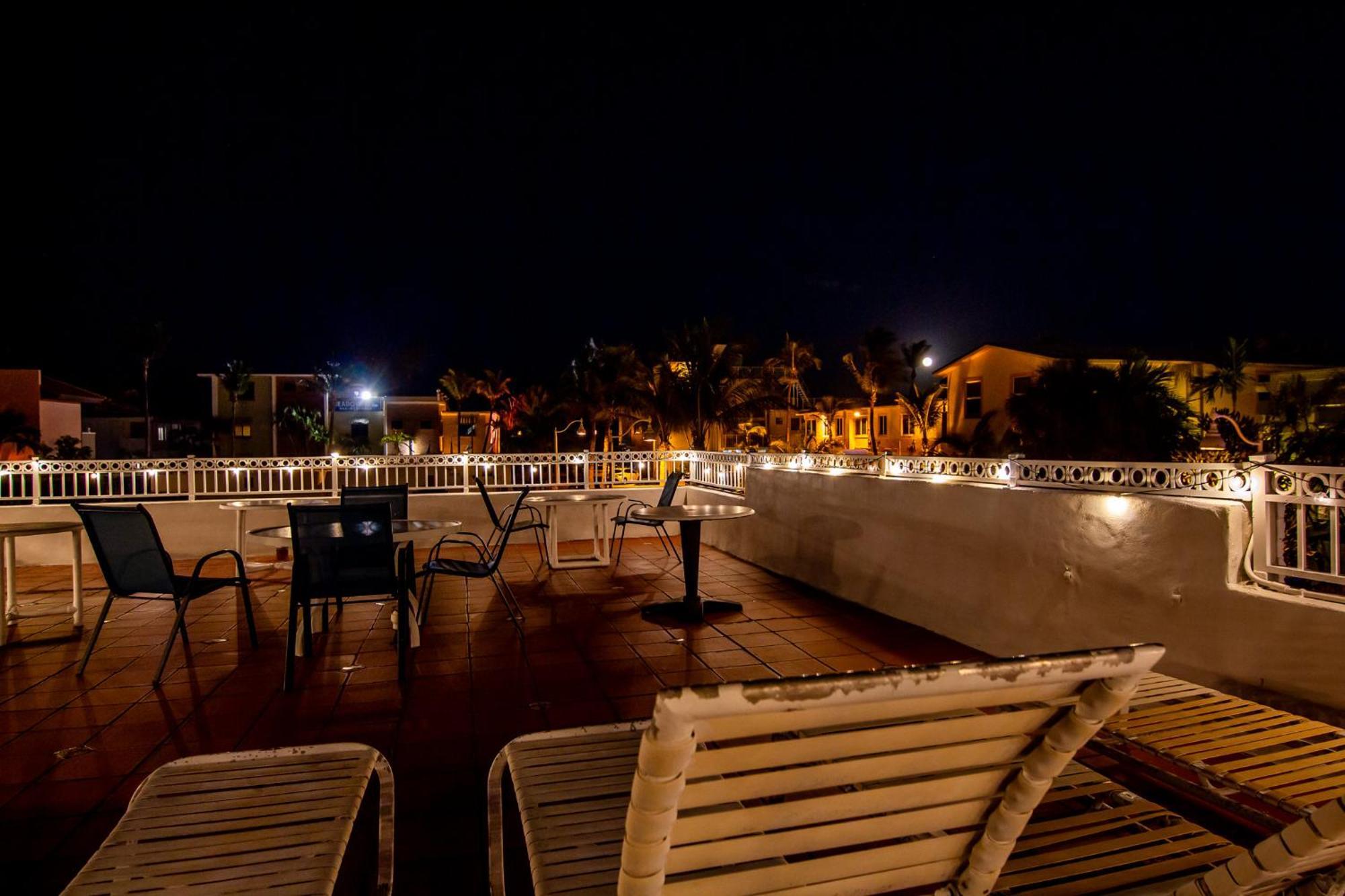 Pousada Suites Χόλιγουντ Εξωτερικό φωτογραφία