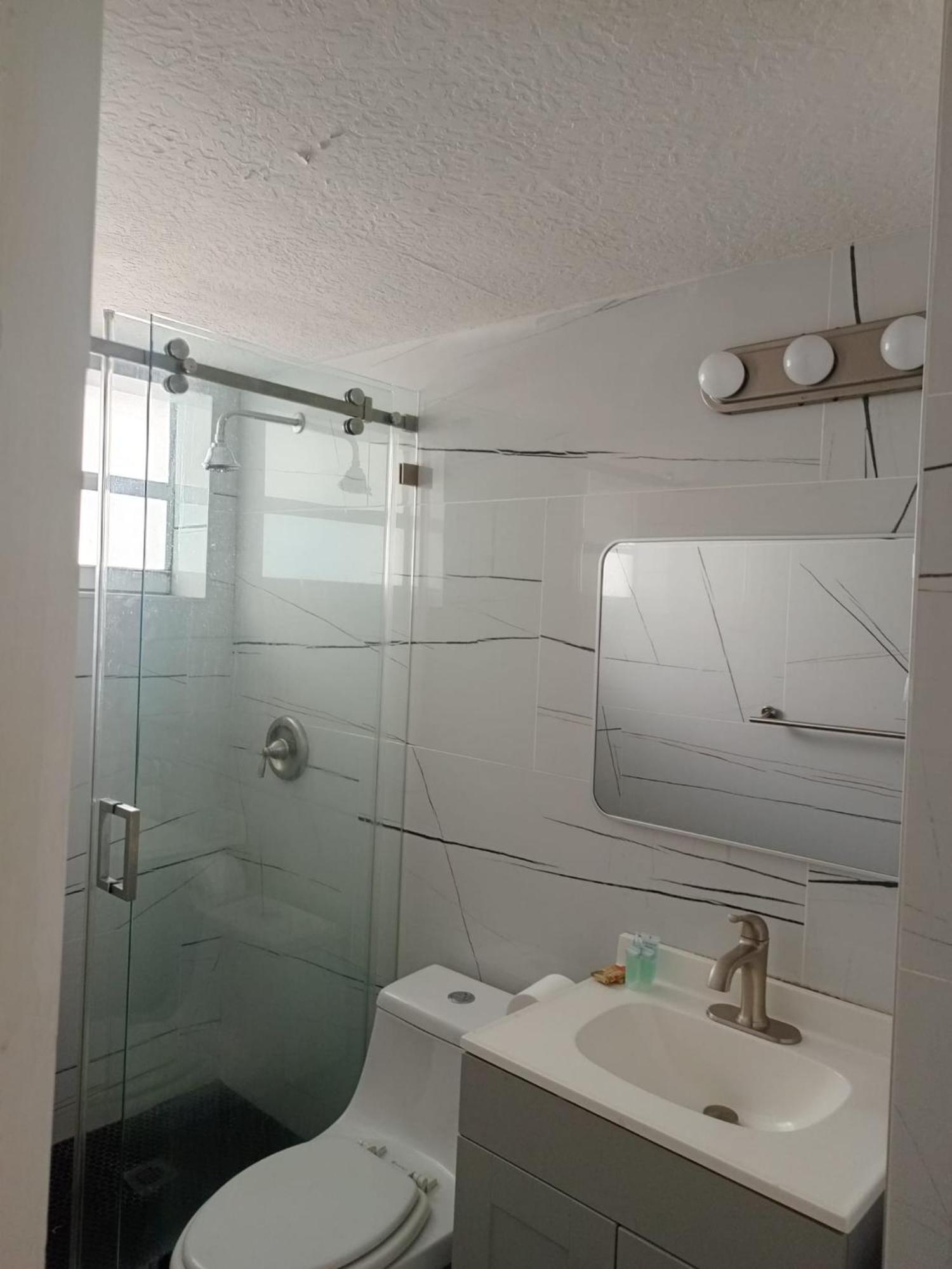 Pousada Suites Χόλιγουντ Εξωτερικό φωτογραφία